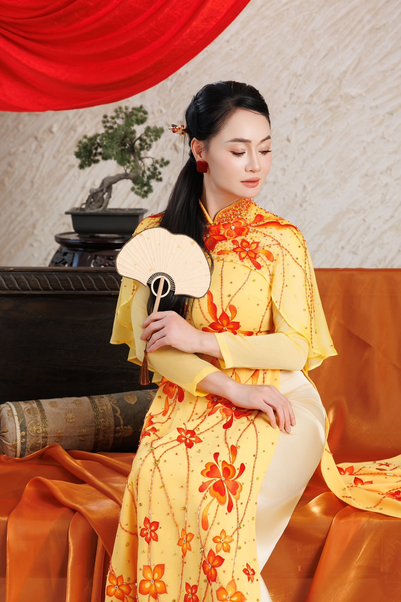 NSƯT Quách Thu Phương: 'Bạo chi' cho sức khỏe, nhan sắc để trẻ đẹp tuổi trung niên- Ảnh 1.