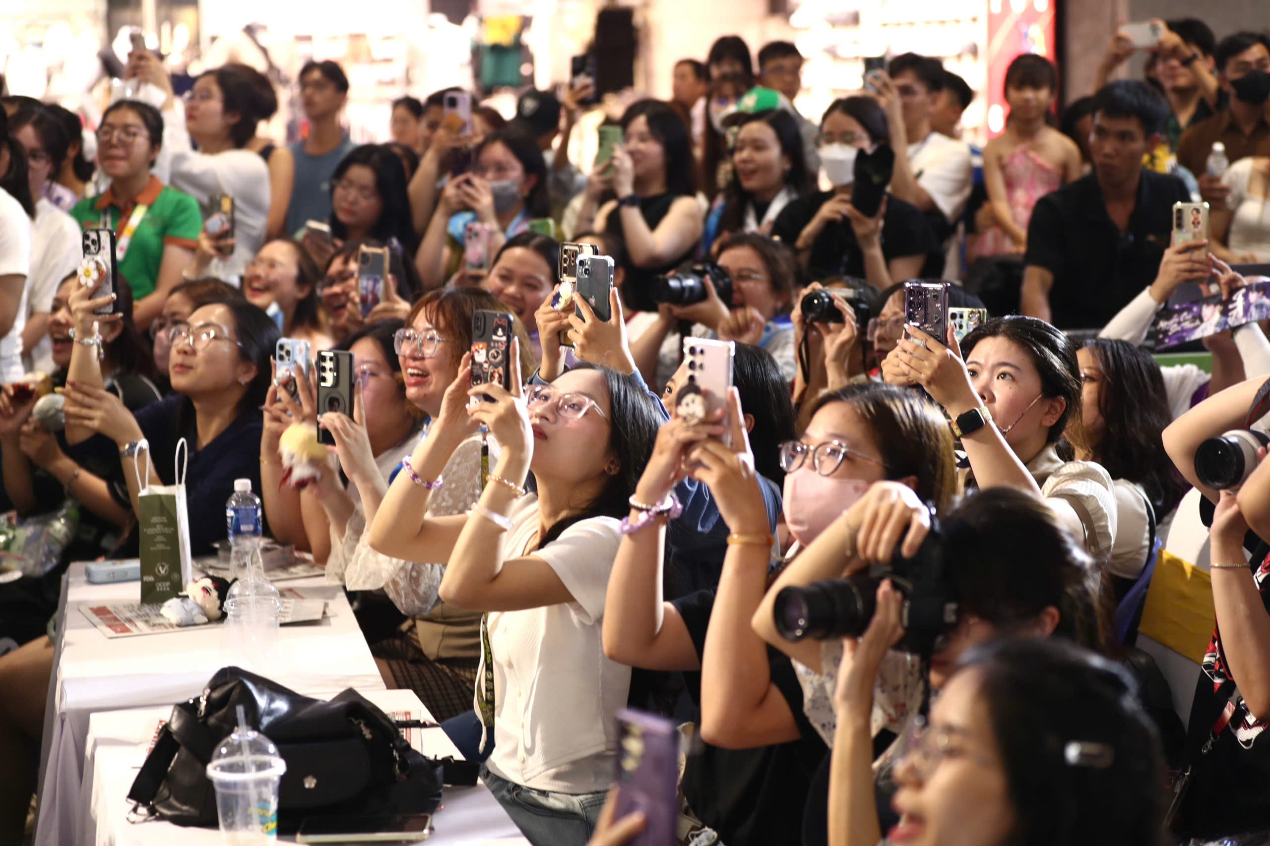 Những hoạt động chính trong ngày thứ 2 Lễ hội "Tôn vinh cà phê - trà Việt" lần 4 - Ảnh 7.