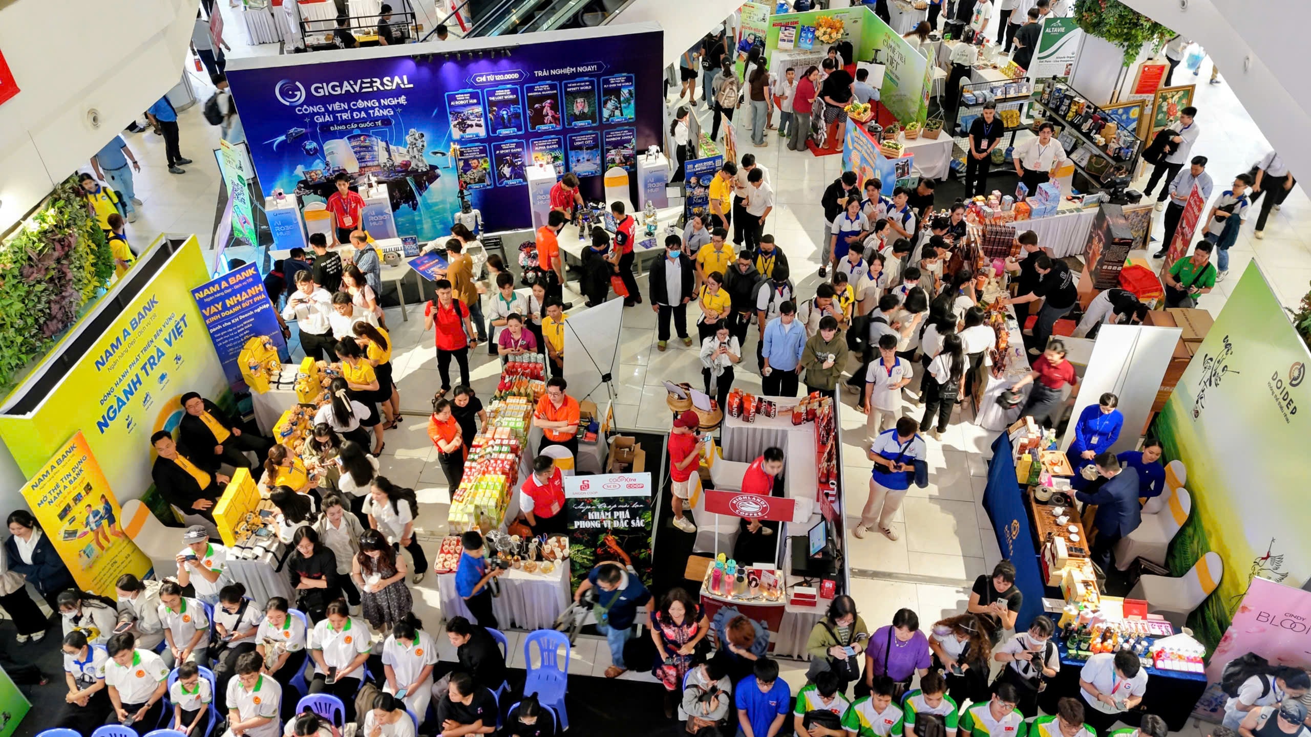 Những hoạt động chính trong ngày thứ 2 Lễ hội "Tôn vinh cà phê - trà Việt" lần 4 - Ảnh 2.