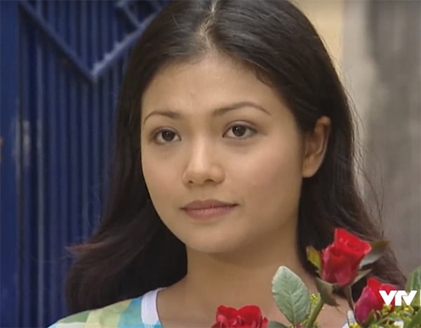 Nữ NSƯT nổi tiếng trên phim giờ vàng làm mẹ đơn thân, giữ nhan sắc không tuổi- Ảnh 8.