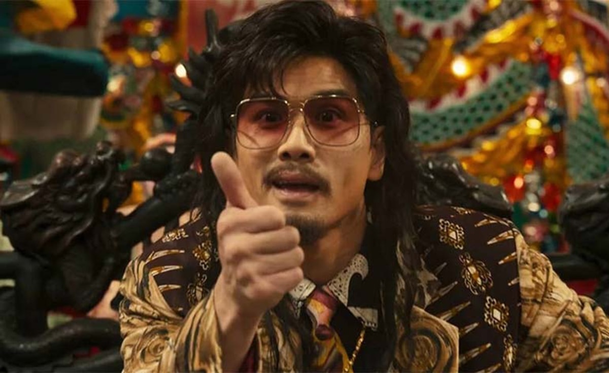 Ngũ Doãn Long thủ vai Vương Cửu trong 