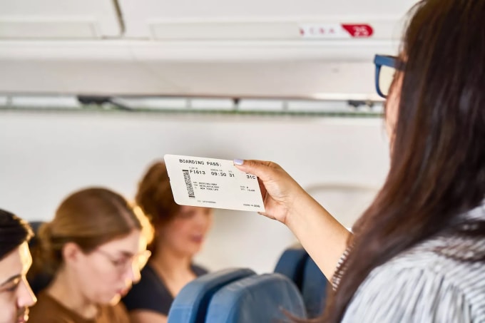 Hành khách có thể bị đổi chỗ trên chuyến bay vì một số lý do. Ảnh: T+L