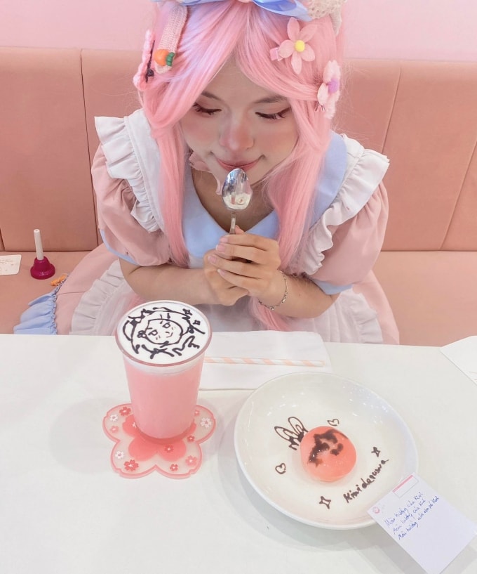 Quán cà phê hầu gái ở Hà Nội. Ảnh: Soru Maid Cafe