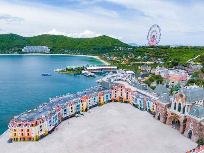 Một phần khu nghỉ dưỡng Vinpearl Nha Trang. Ảnh: VPL