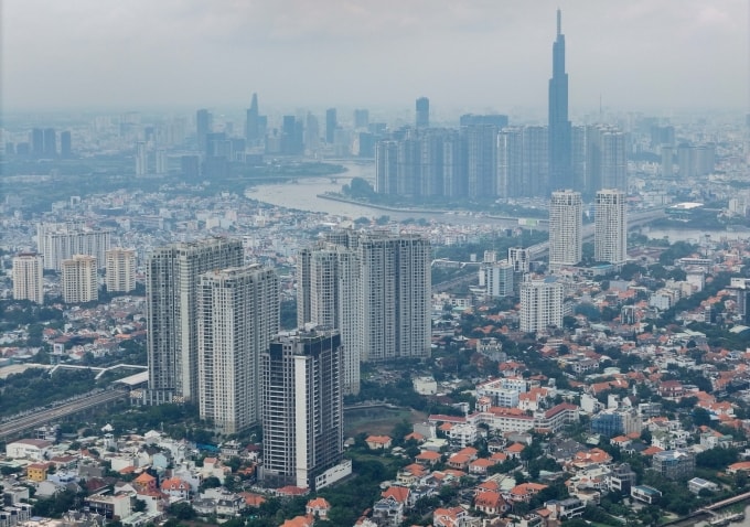 Bất động sản khu Đông TP HCM với các dự án cao tầng. Ảnh: Quỳnh Trần