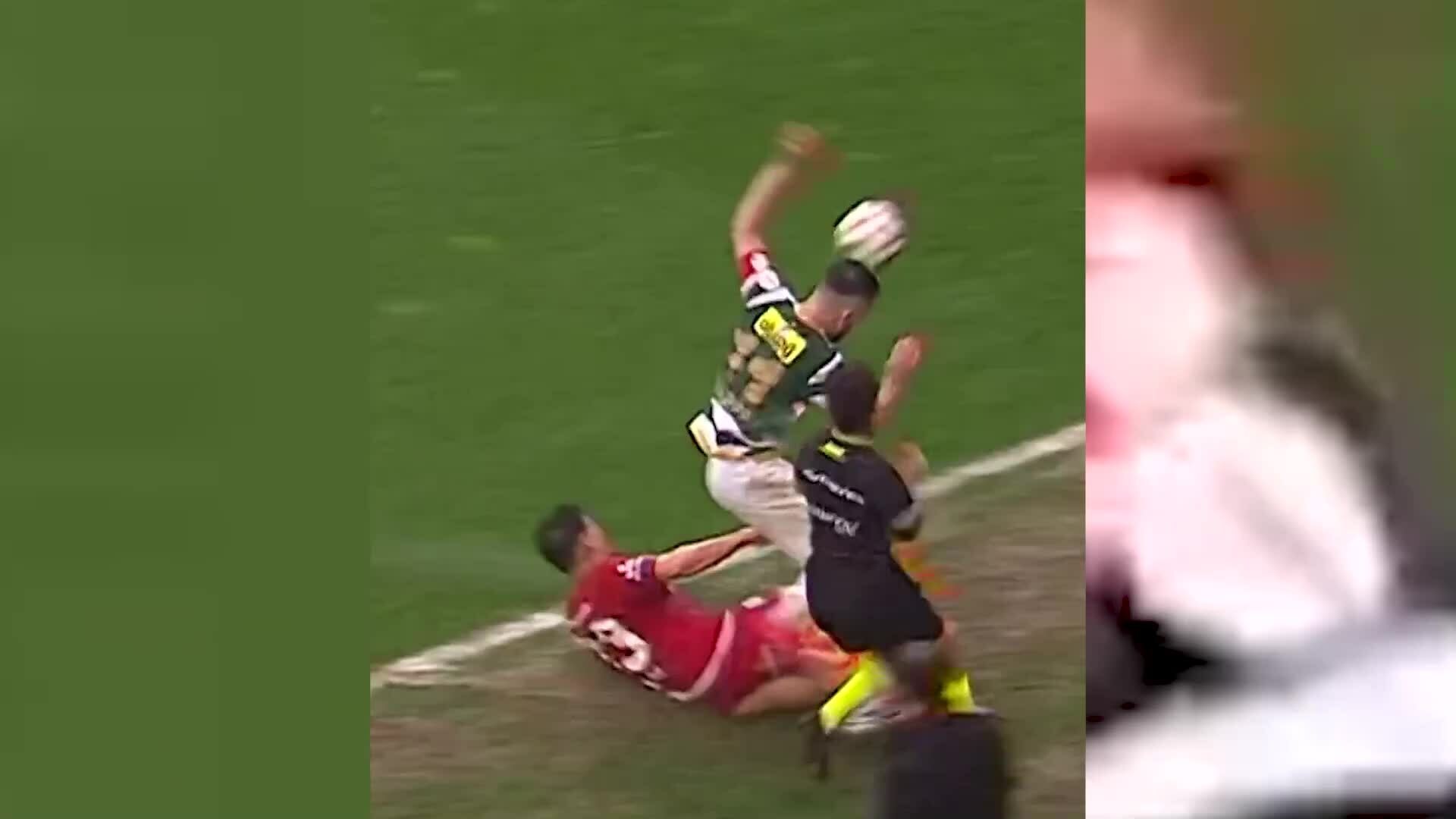 Nữ trọng tài bị xoạc ngã ở Thổ Nhĩ Kỳ