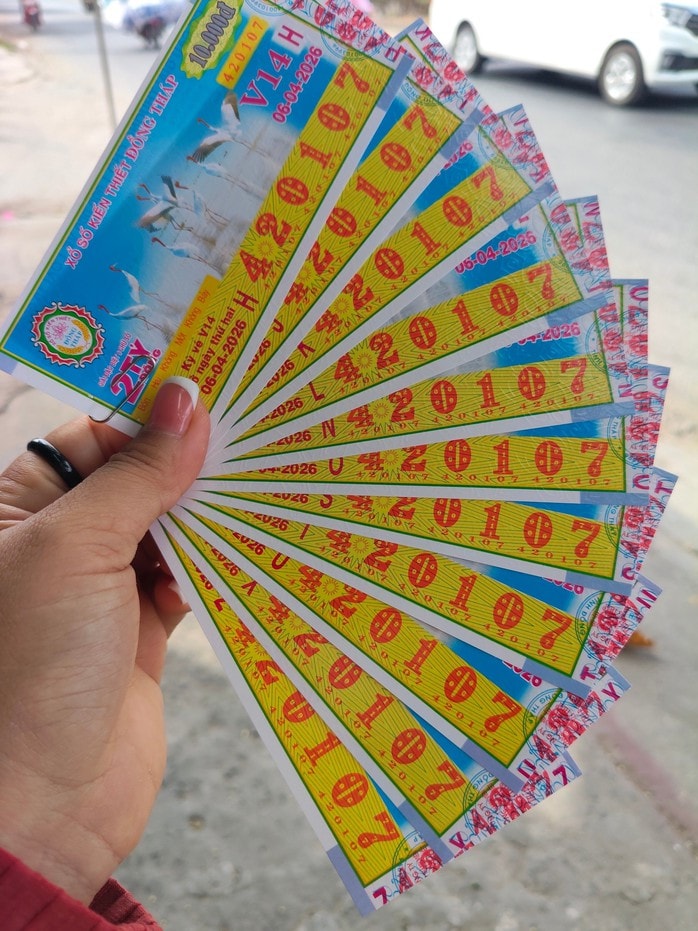 Xổ số miền Nam: Chiều 6-4, lộ diện người phụ nữ ở TPHCM trúng độc đắc 14 tỉ đồng - Ảnh 1.