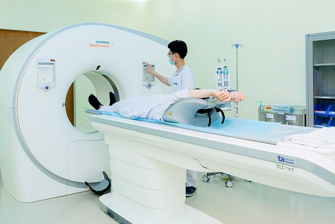 Chụp CT 100.000 lát cắt tích hợp AI giúp phát hiện, chẩn đoán nhanh các tổn thương ở não. Ảnh: Phòng khám Đa khoa Tâm Anh Quận 7