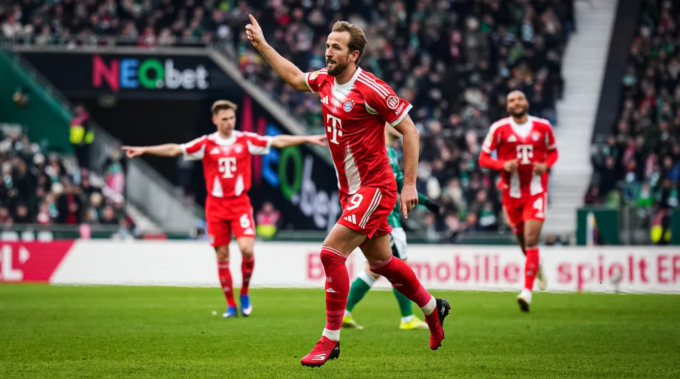 Harry Kane mừng bàn trong trận Bayern thắng Werder Bremen 3-0 ở vòng 22 Bundesliga trên sân Weserstadion, Bremen, Đức ngày 14/2/2026. Ảnh: FC Bayern