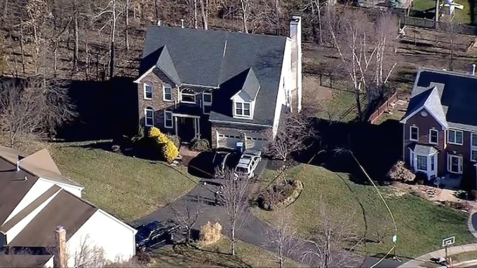 Ngôi nhà của gia đình Banfield ở Fairfax, Virginia. Ảnh: WJLA