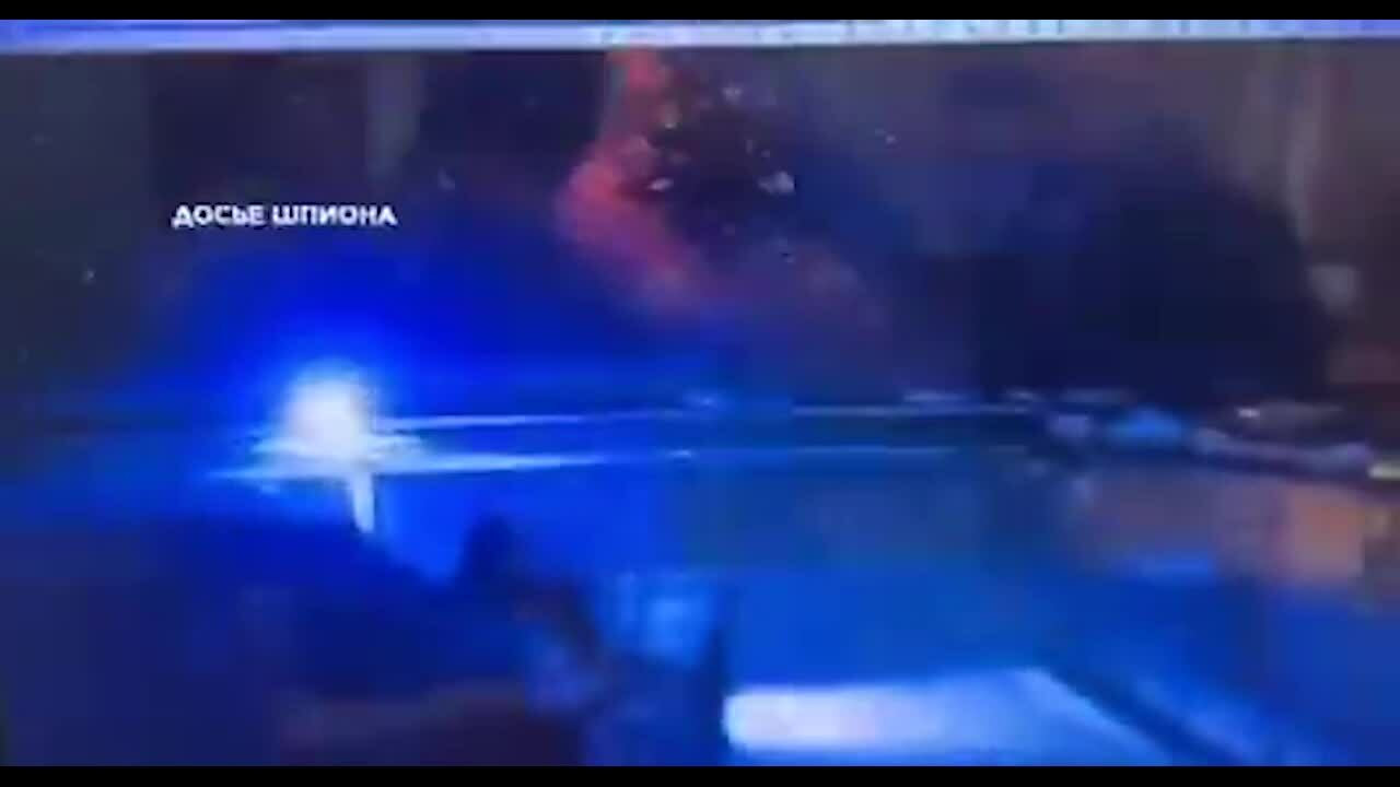 Khoảnh khắc tên lửa Flamingo đánh trúng nhà máy Kinzhal, Iskander Nga