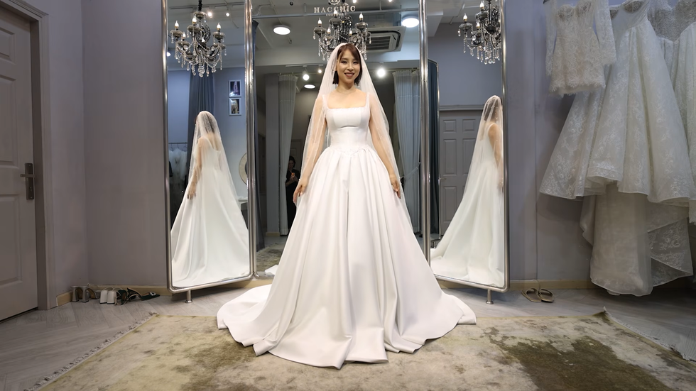 Cơn sốt đến Việt Nam may đồ: Cô dâu Mỹ khen tay nghề thợ Việt nhất thế giới - 5 Cơn sốt đến Việt Nam may đồ: Cô dâu Mỹ khen tay nghề thợ Việt nhất thế giới - 5