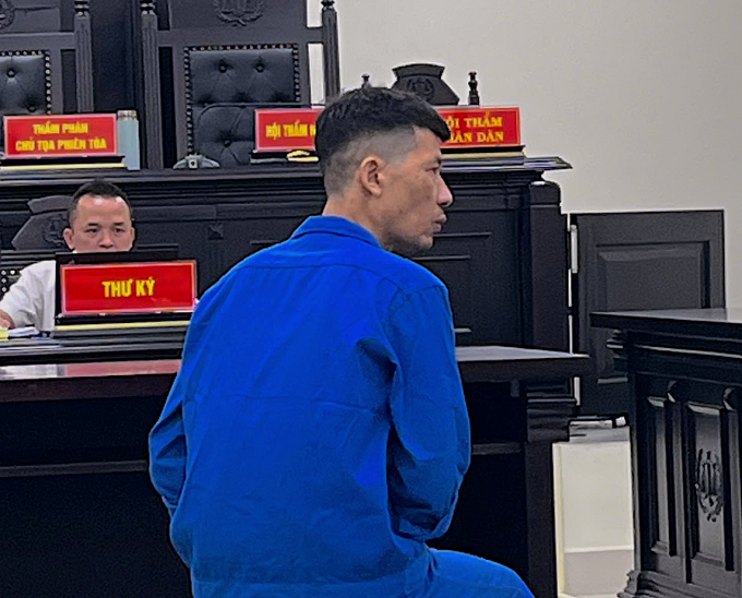 Bị cáo Vũ Văn Tiến tại tòa. Ảnh: Danh Lam