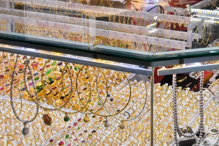 Giá vàng hôm nay, 8-4: Vàng thế giới tăng 139 USD - Ảnh 1.