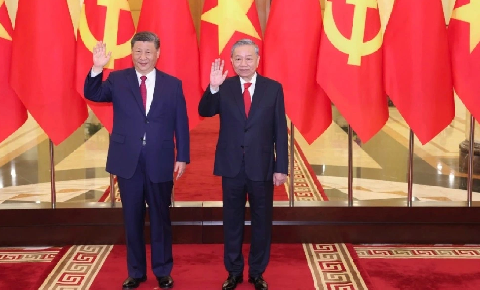 Tổng Bí thư, Chủ tịch Trung Quốc Tập Cận Bình và Tổng Bí thư, Chủ tịch nước Tô Lâm trong cuộc gặp năm 2025. (Ảnh: VOV)