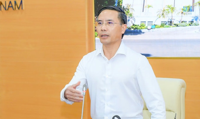 Thống đốc Phạm Đức Ấn phát biểu chỉ đạo cuộc họp 9/4. Ảnh: SBV