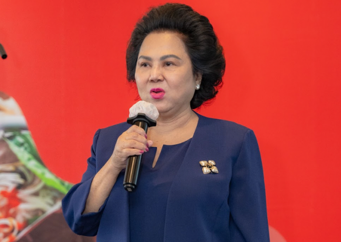 Lý Kim Chi - Chủ tịch Hiệp hội Lương thực Thực phẩm TP HCM chia sẻ tại buổi họp báo Fi Vietnam 2026 sáng 9/4. Ảnh: Thi Hà