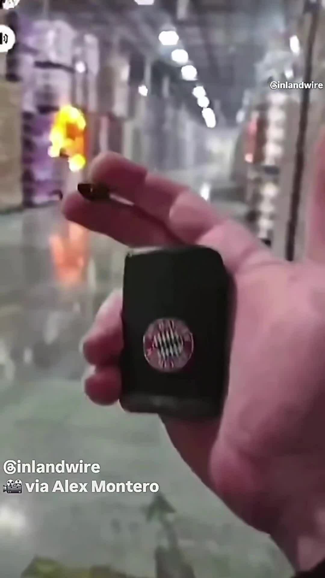 Cháy kho giấy vệ sinh phục vụ 50 triệu người ở California