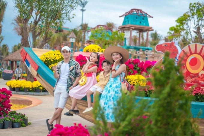 Gia đình trải nghiệm công viên nước Sun World Vung Tau. Ảnh: Sun Group