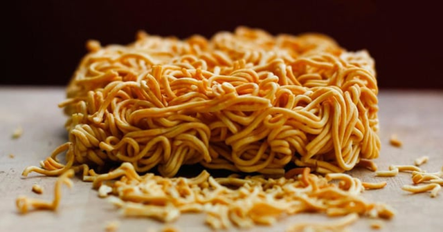 Người đàn ông 20 tuổi tử vong sau khi ăn món "vạn người mê", bác sĩ liền cảnh báo thói quen "cực độc" - Ảnh 1.