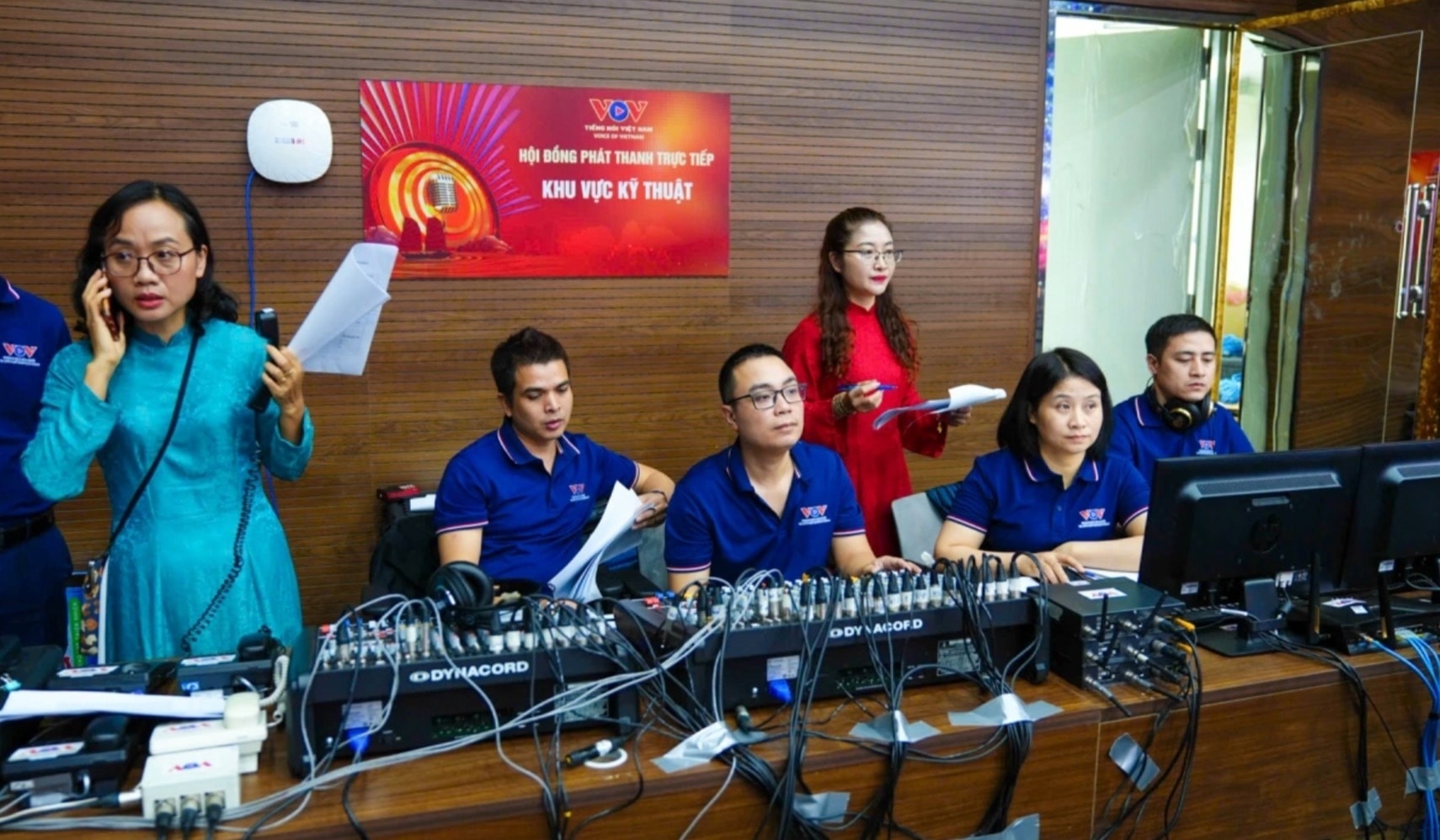 Sự phối hợp nhịp nhàng giữa các đơn vị trung ương và địa phương đã tạo nên một hệ thống vận hành thống nhất, góp phần nâng cao chất lượng tổ chức Liên hoan.