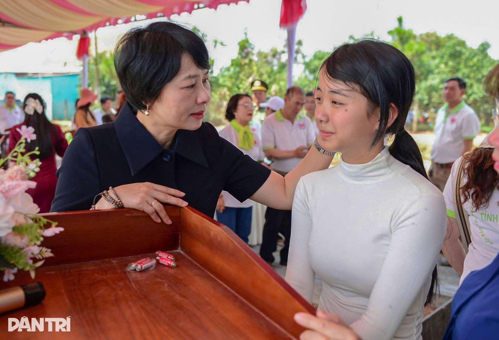 Báo Dân trí khởi công nhà nhân ái tặng 4 chị em gái ở Lâm Đồng - 10