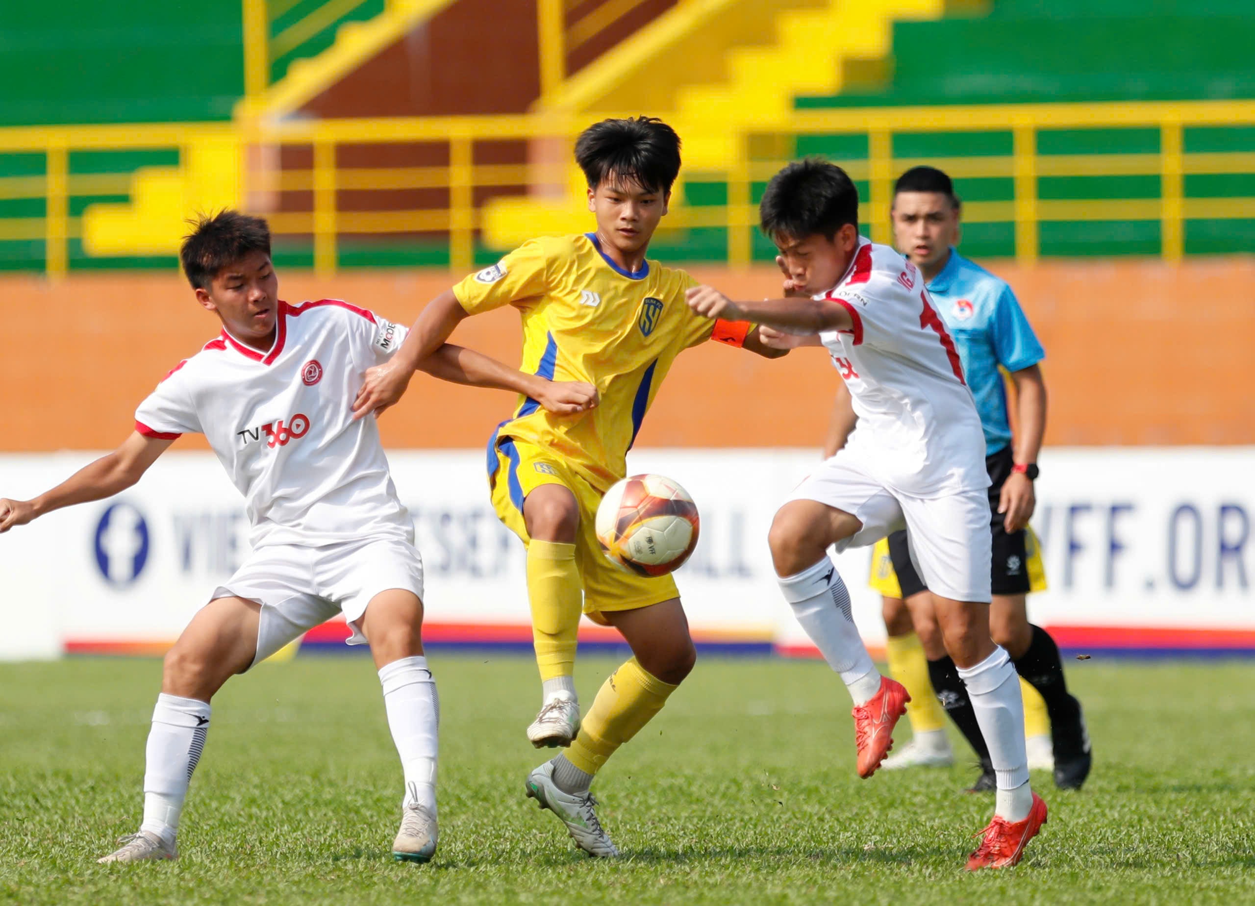 SLNA để thua Thể Công Viettel.