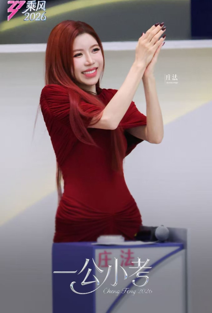 Trang Pháp ghi hình show Đạp gió. Ảnh: Mango