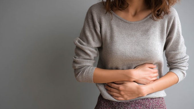 Viêm gan B tiến triển âm thầm, không xuất hiện triệu chứng. Ảnh minh họa: Vecteezy