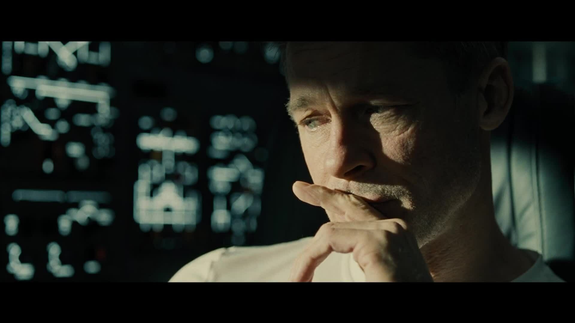 Brad Pitt ra vũ trụ tìm cha trong Ad Astra