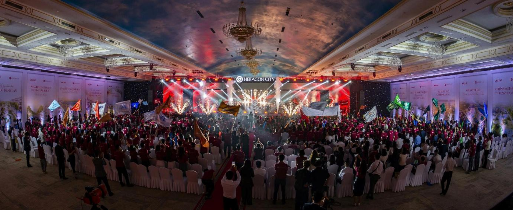 Không khí sôi động tại lễ ra quân Heragon City diễn ra ngày 11/4/2026 tại trung tâm TP Thanh Hóa