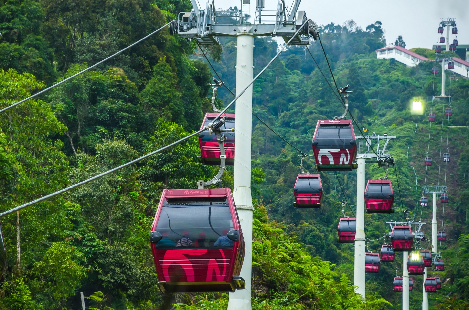 Khách sạn lớn nhất thế giới với hơn 7.000 phòng: Giá rẻ nhưng tranh cãi - 4 Khách sạn lớn nhất thế giới với hơn 7.000 phòng: Giá rẻ nhưng tranh cãi - 4