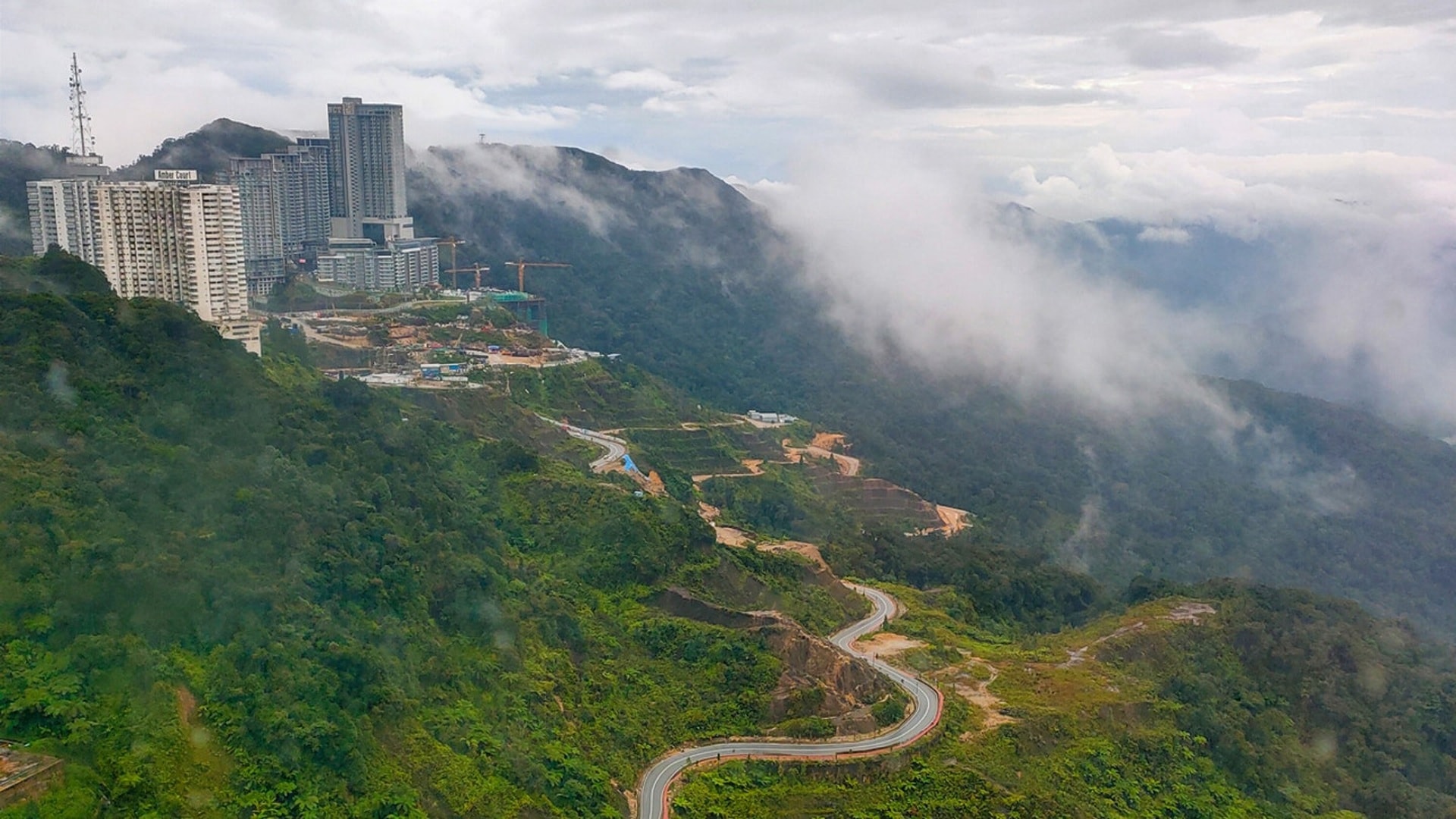 Khách sạn lớn nhất thế giới với hơn 7.000 phòng: Giá rẻ nhưng tranh cãi - 9 Khách sạn lớn nhất thế giới với hơn 7.000 phòng: Giá rẻ nhưng tranh cãi - 9