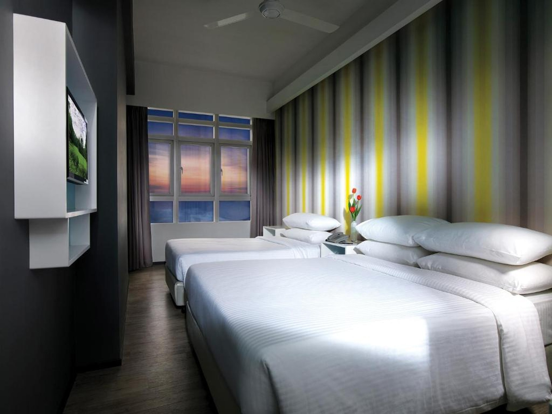 Khách sạn lớn nhất thế giới với hơn 7.000 phòng: Giá rẻ nhưng tranh cãi - 6 Khách sạn lớn nhất thế giới với hơn 7.000 phòng: Giá rẻ nhưng tranh cãi - 6