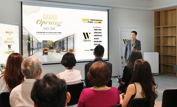 Ông Nguyễn Thanh Tâm (CEO - W Business Center) giới thiệu những giá trị khác biệt của mô hình W Signature trong lễ ra mắt. Ảnh: W Business Center