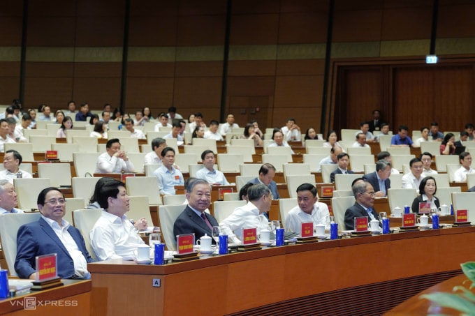 Tổng Bí thư Tô Lâm cùng lãnh đạo, nguyên lãnh đạo Đảng, Nhà nước dự hội nghị tại hội trường Diên Hồng, Nhà Quốc hội, sáng 13/4. Ảnh: Ngọc Thành