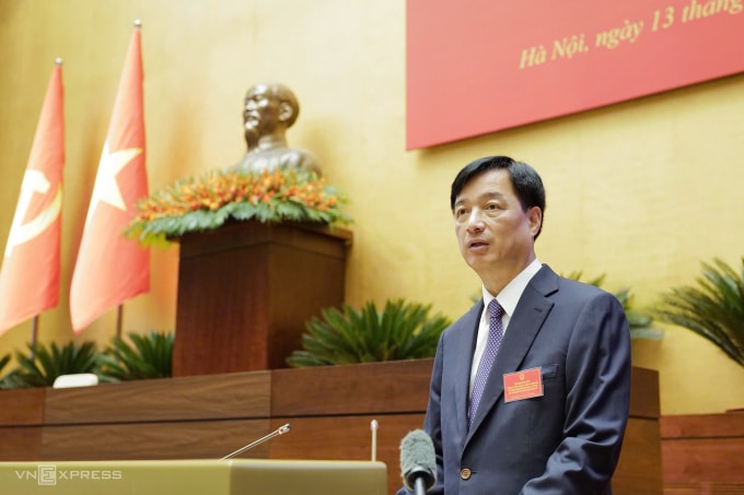 Thực hiện nhất quán mô hình bí thư cấp ủy đồng thời là thủ trưởng cơ quan