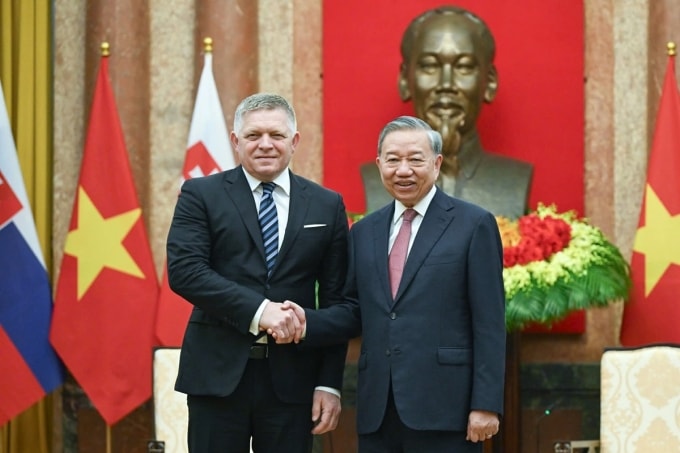 Tổng Bí thư, Chủ tịch nước Tô Lâm tiếp Thủ tướng Slovakia Robert Fico. Ảnh: Giang Huy