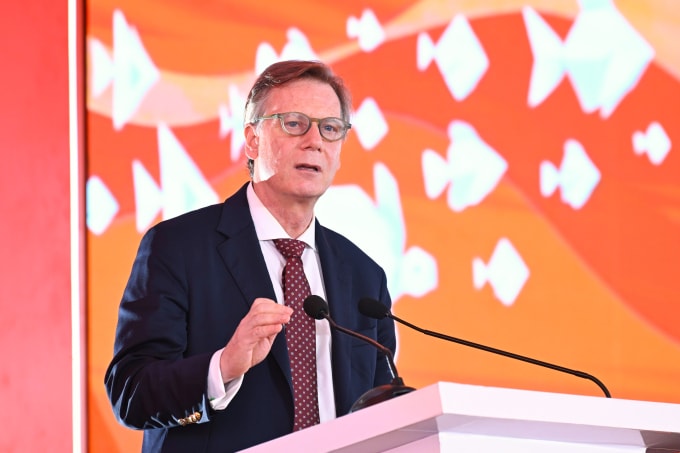 Ông Michael Sheren, chủ tịch Hội đồng quản trị HAUS cam kết đem đến môi trường sống tốt hơn cho người dân Quảng Ngãi. Ảnh: NHSLand