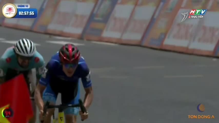 Áo Vàng đổi chủ ở giải xe đạp xuyên Việt