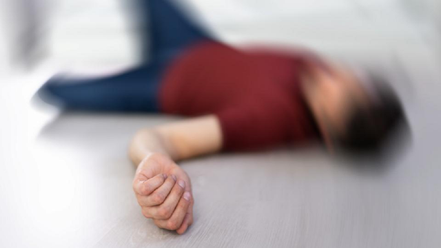 Người đàn ông 28 tuổi tử vong khi đang làm việc, bác sĩ nhắc "bận đến mấy cũng nên làm điều này"- Ảnh 1.