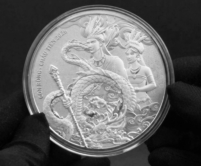 Giá bạc hôm nay 13 - 4 giảm sâu khi giá dầu thô và USD tăng vọt - Ảnh 1.