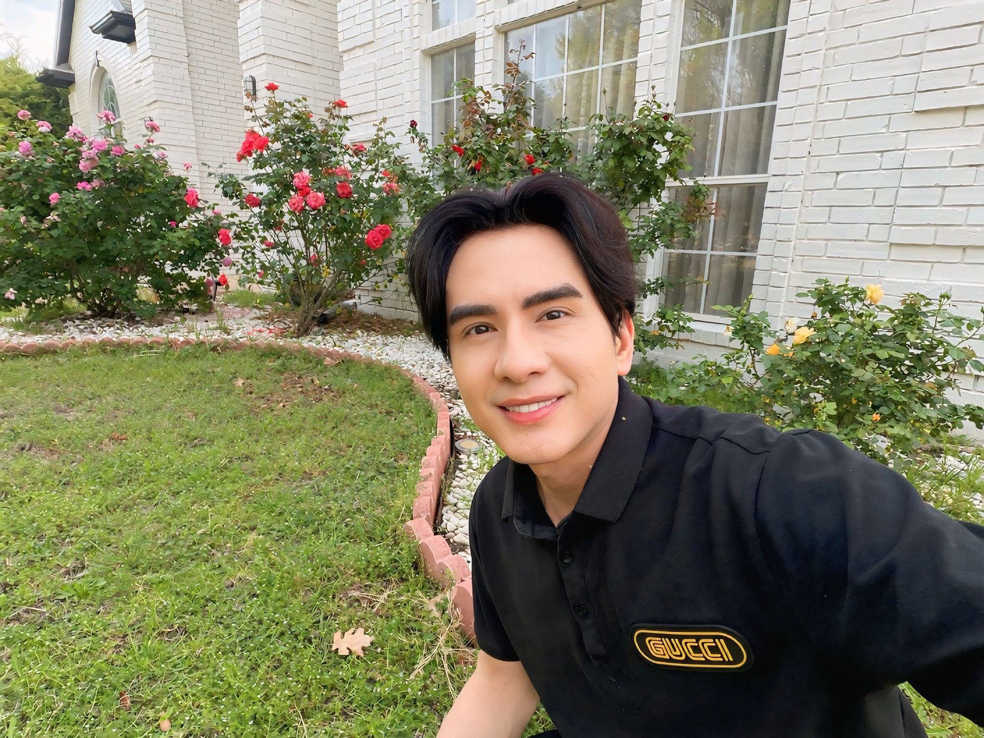 Cuộc sống của Đan Trường ở Mỹ: Nhà biệt thự nhưng thích làm nông dân- Ảnh 1. Cuộc sống của Đan Trường ở Mỹ: Nhà biệt thự nhưng thích làm nông dân- Ảnh 1.