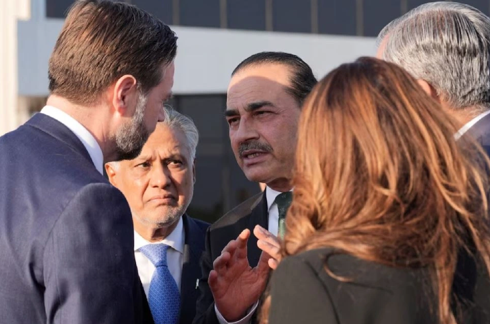 Các nhà đàm phán tại Mỹ và Iran tại Islamabad. Nguồn: AP