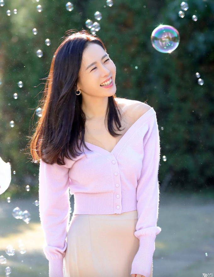 Ye Jin trong phim Tuổi 39 (2022). Ảnh: Naver