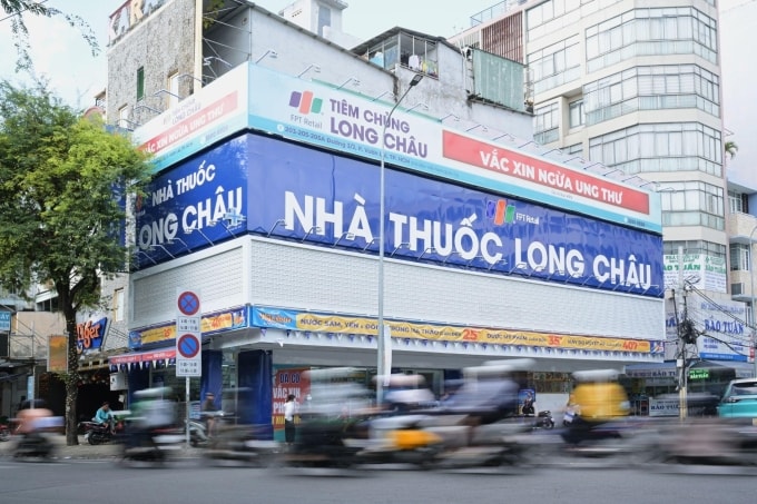 Hệ thống nhà thuốc Long Châu - cầu nối giúp bệnh nhân Việt tiếp cận thuốc hiếm chính thống và an toàn. Ảnh: Long Châu