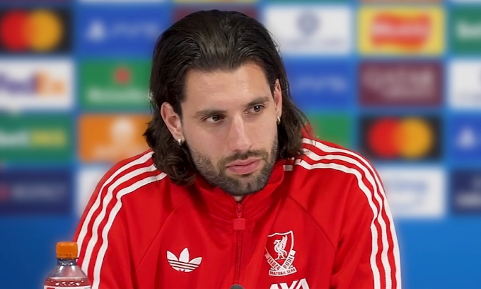 Szoboszlai trong họp báo ngày 13/4/2026, trước trận Liverpool gặp PSG ở lượt về tứ kết Champions League trên sân Anfield, thành phố Liverpool, Vương quốc Anh. Ảnh: chụp màn hình