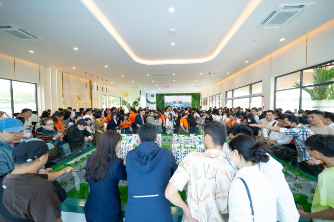 1.000 người dự khai trương Sales Gallery dự án K-Home Avenue. Ảnh: Kim Oanh Group