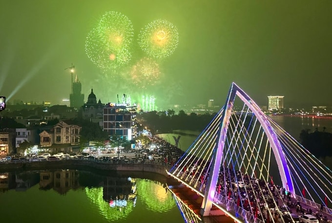 Băn pháo hoa giỗ Tổ Hùng Vương năm 2025. Ảnh: Gia Chính