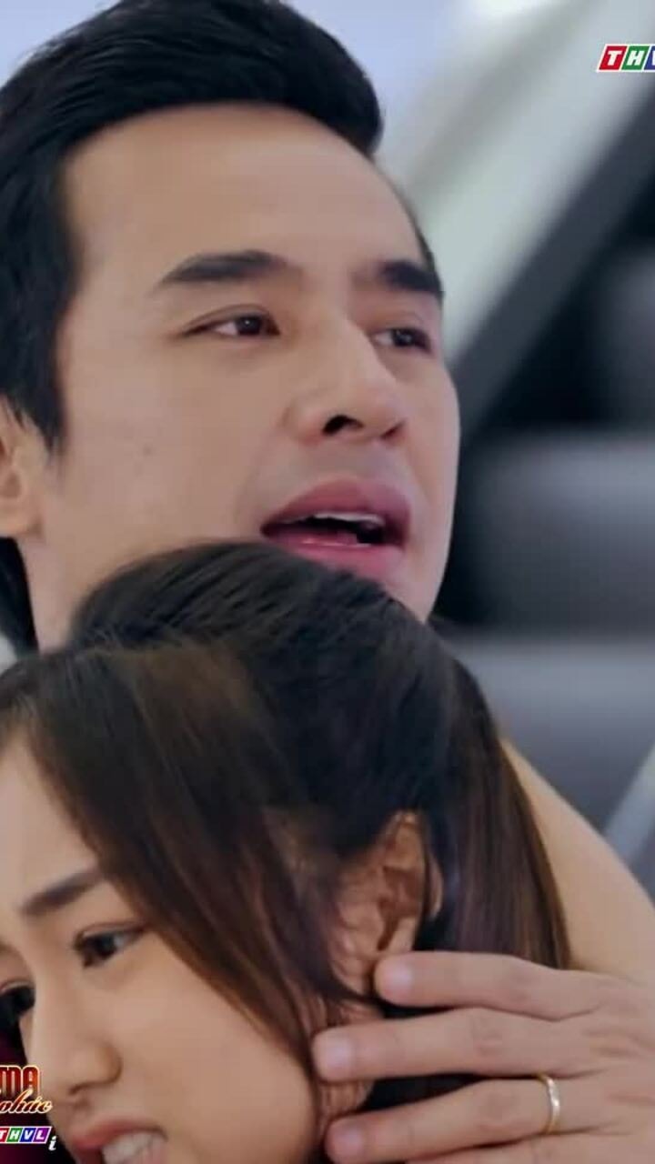 Trích đoạn phim 'Bóng ma hạnh phúc'